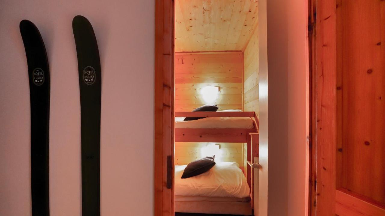 Chalet Hotel Des 2 Gares & Spa แซ็งต์-แฌร์เวส์-เลส์-แบ็งส์ ภายนอก รูปภาพ