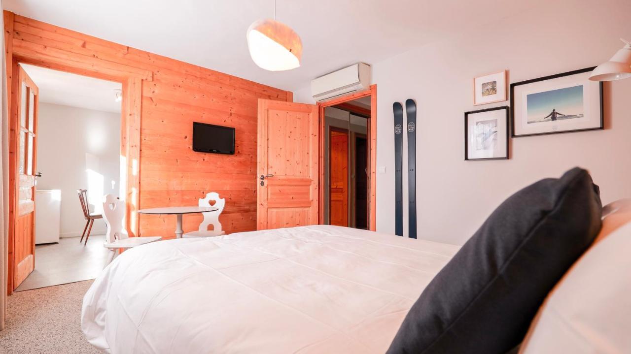 Chalet Hotel Des 2 Gares & Spa แซ็งต์-แฌร์เวส์-เลส์-แบ็งส์ ภายนอก รูปภาพ