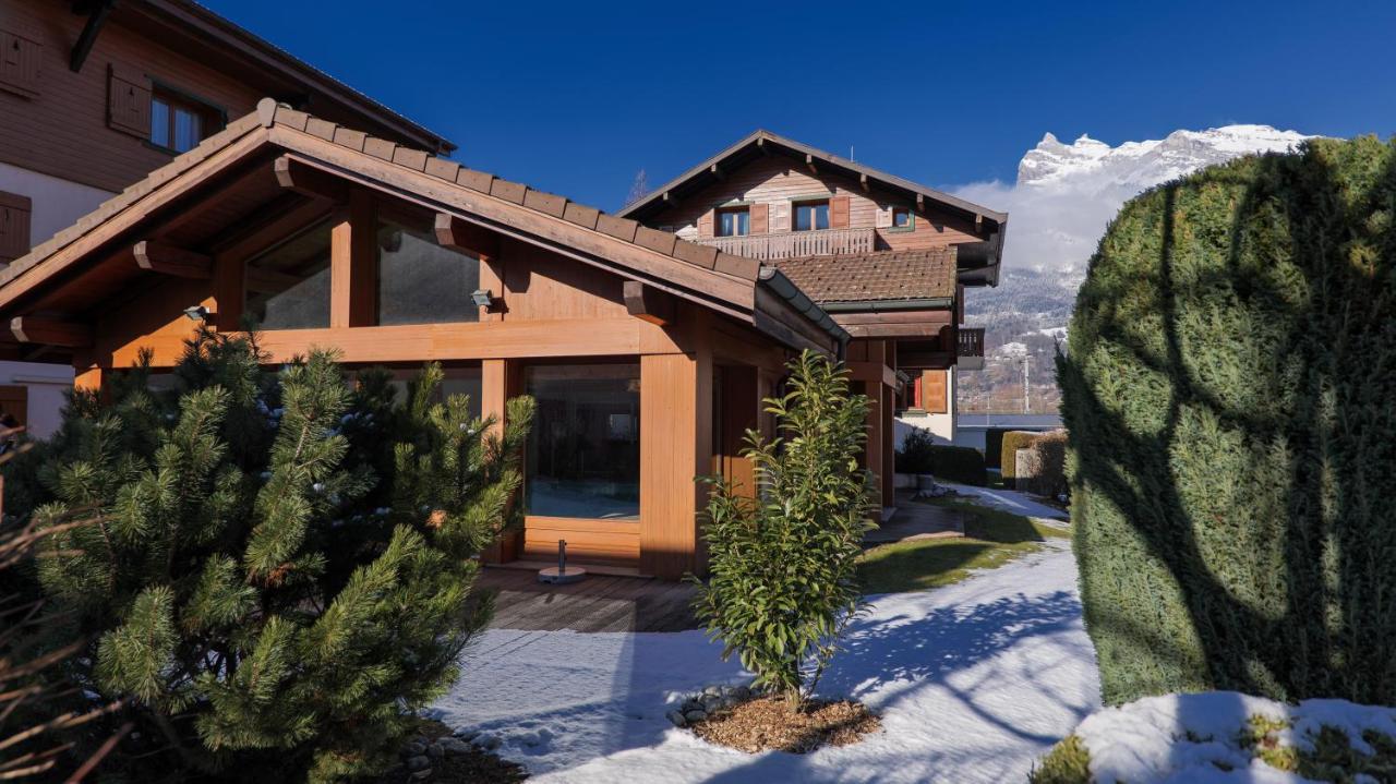 Chalet Hotel Des 2 Gares & Spa แซ็งต์-แฌร์เวส์-เลส์-แบ็งส์ ภายนอก รูปภาพ