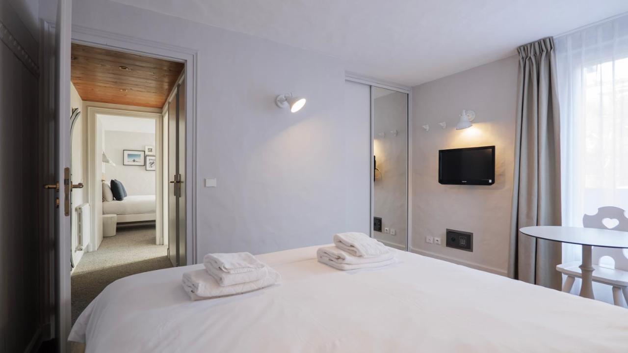 Chalet Hotel Des 2 Gares & Spa แซ็งต์-แฌร์เวส์-เลส์-แบ็งส์ ภายนอก รูปภาพ