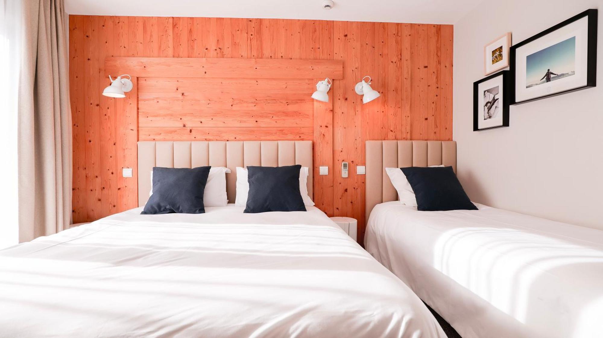 Chalet Hotel Des 2 Gares & Spa แซ็งต์-แฌร์เวส์-เลส์-แบ็งส์ ห้อง รูปภาพ